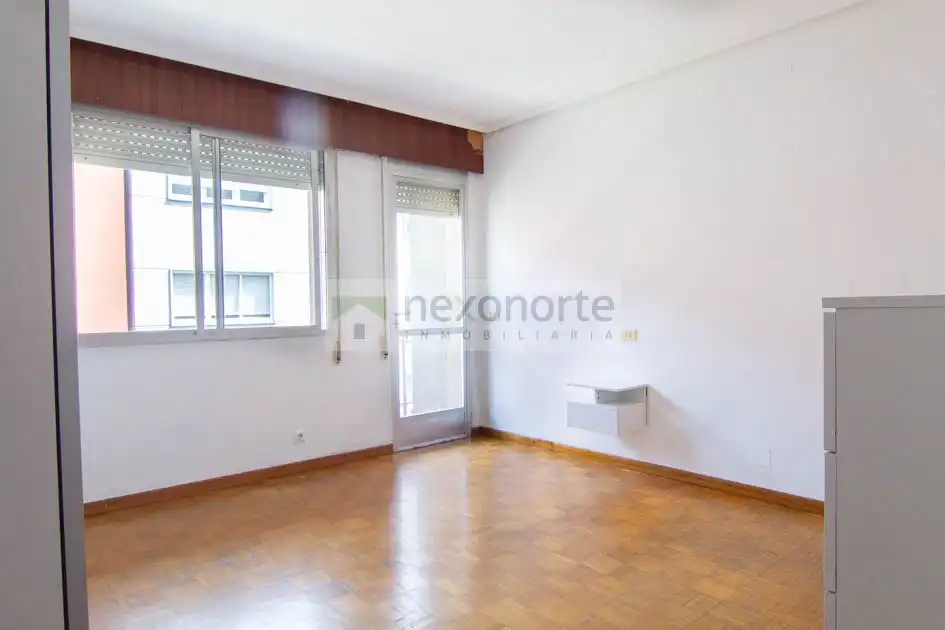 Habitación de Piso en venta en As Pontes de García Rodríguez  con Terraza, Trastero y Balcón