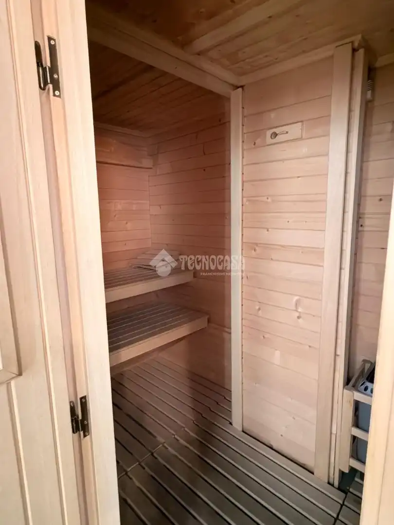 Habitación de Ático en venta en Valdemoro con Calefacción, Terraza y Trastero