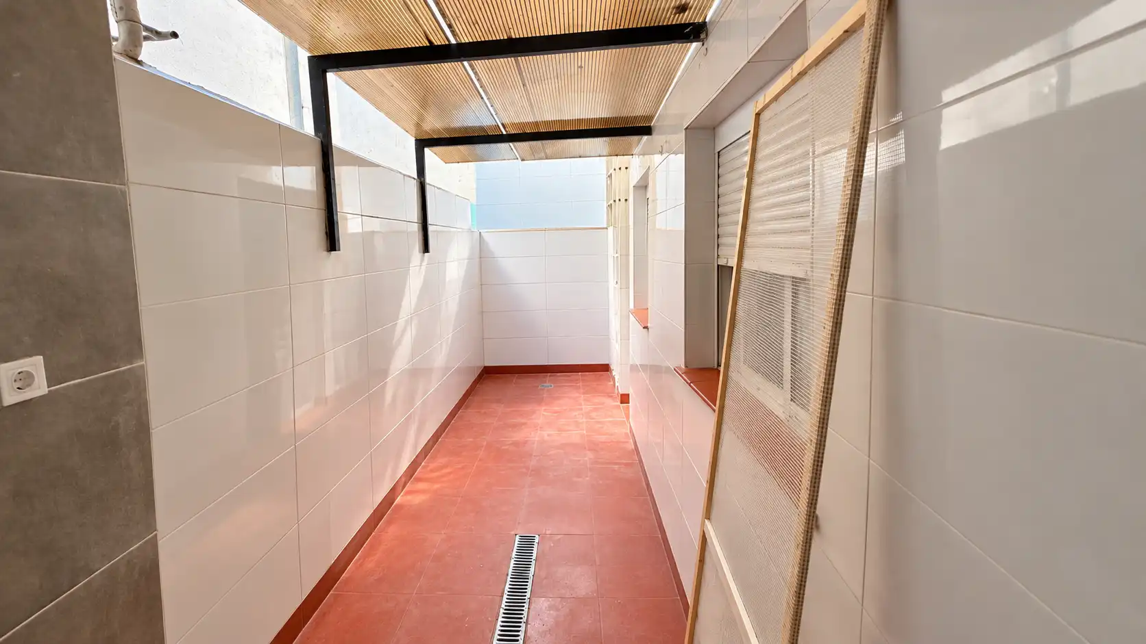 Wohnung zum Verkauf in Alberic mit Klimaanlage, Heizung und Terrasse