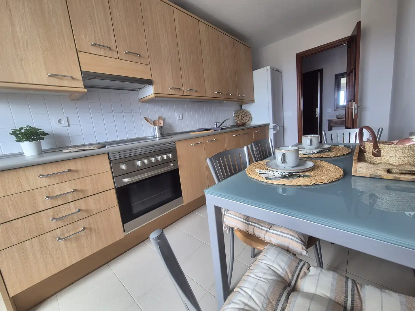 Cocina de Piso de alquiler en Las Palmas de Gran Canaria con Jardín privado, Trastero y Amueblado
