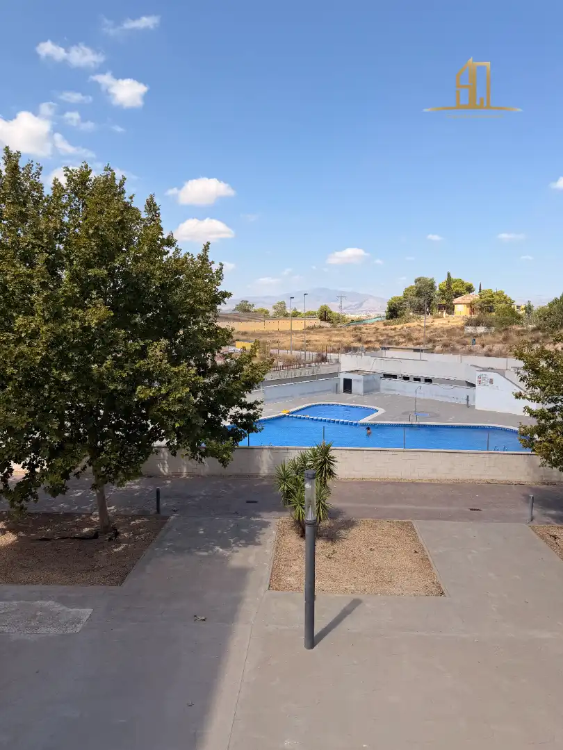 Apartament amb terrassa en venda a Calle García Lorca 100, imagen 2