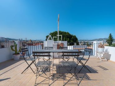 Flat with balcony for sale in Dalt de la Vila - La Marina