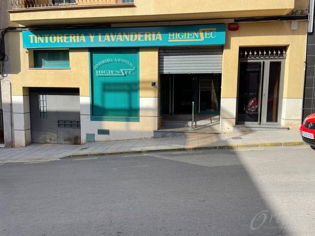 Local comercial en Alquiler en Cehegín