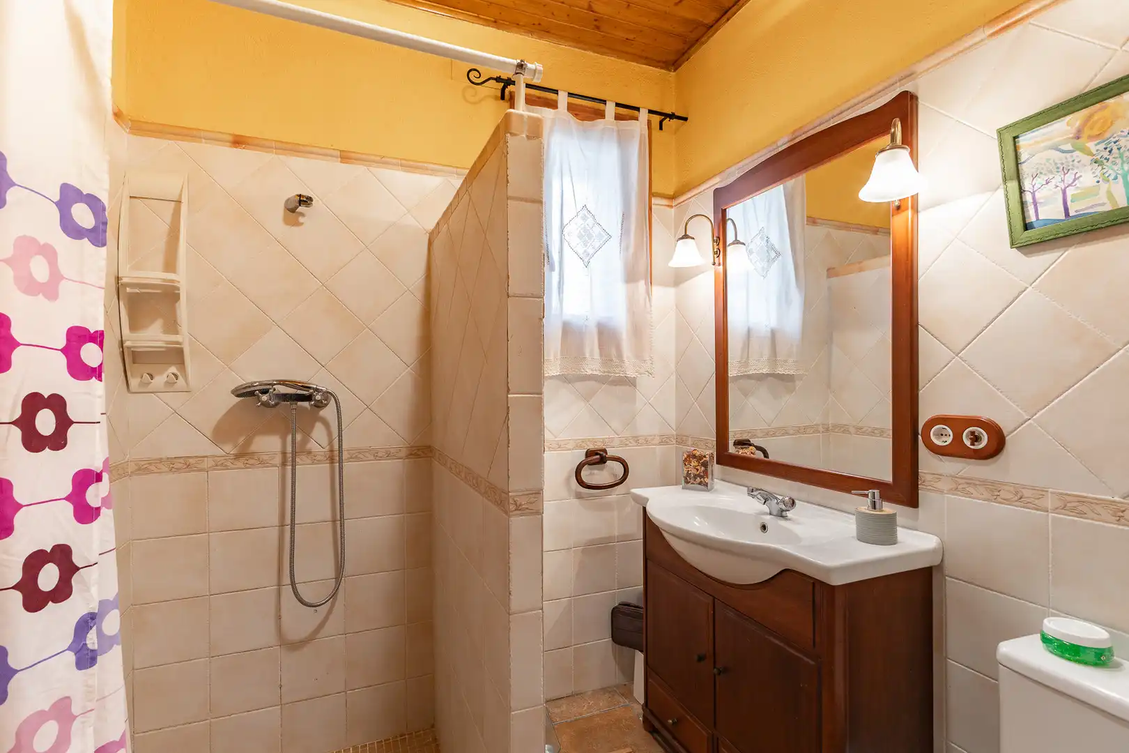Baño de Casa adosada en venta en Torrelavit con Calefacción y Terraza