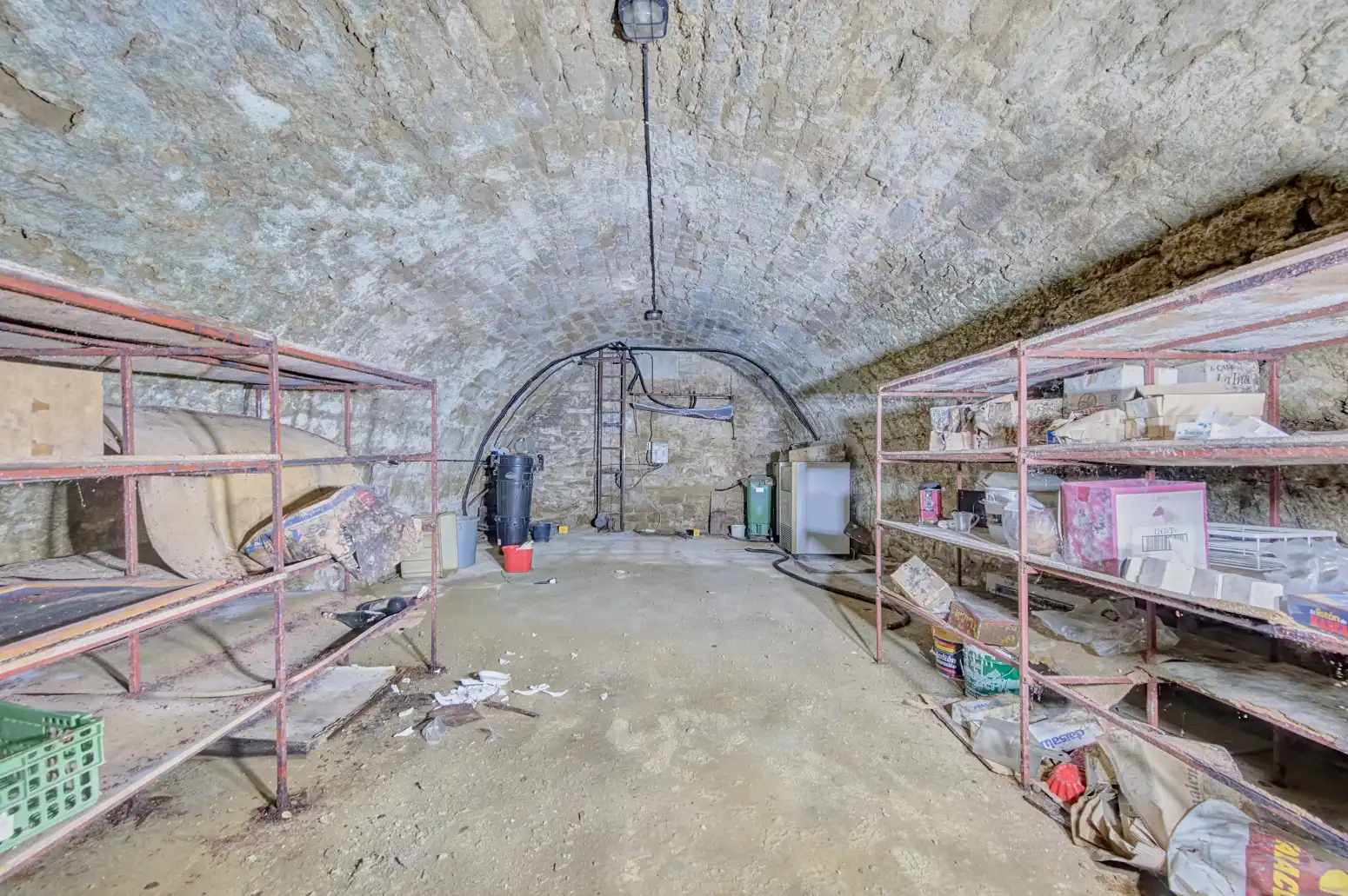 Commercial properties for sale in Puente la Reina / Gares  with Furnished