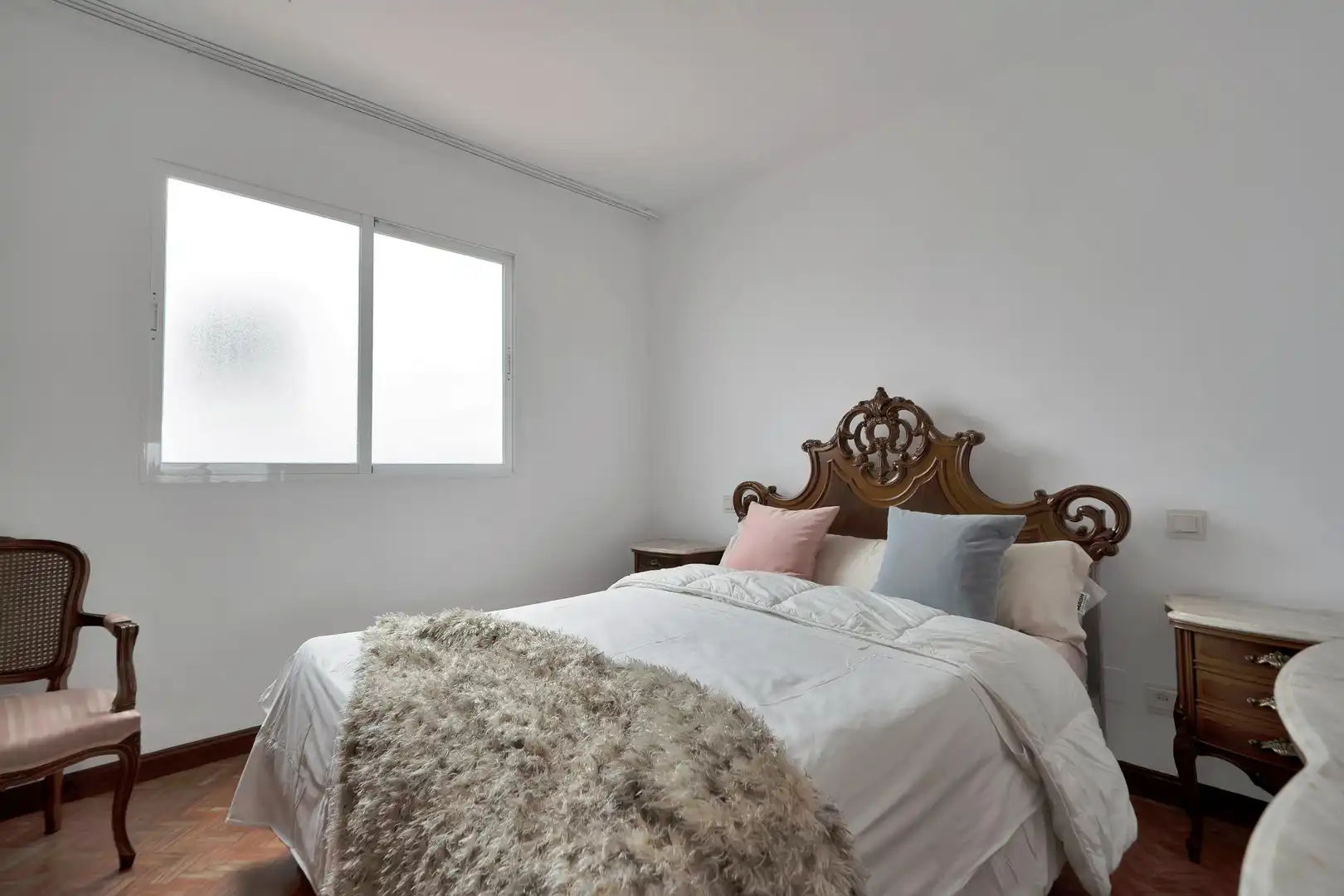 Bedroom of Apartments for sale in Marbella  with Parquet flooring and Balcony
