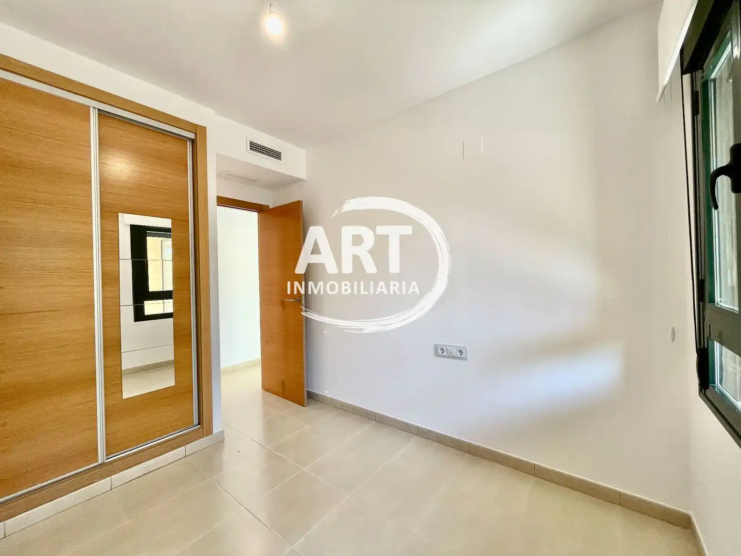 Flat for sale in La Pobla de Vallbona  with Air Conditioner, Heating and Terrace