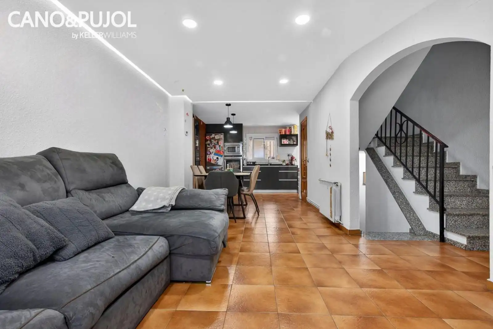 Living room of Houses for sale in Parets del Vallès  with Air Conditioner, Heating and Terrace
