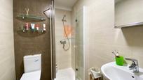 Bathroom of Apartment for sale in Santiago de Compostela   with Heating and Washing machine