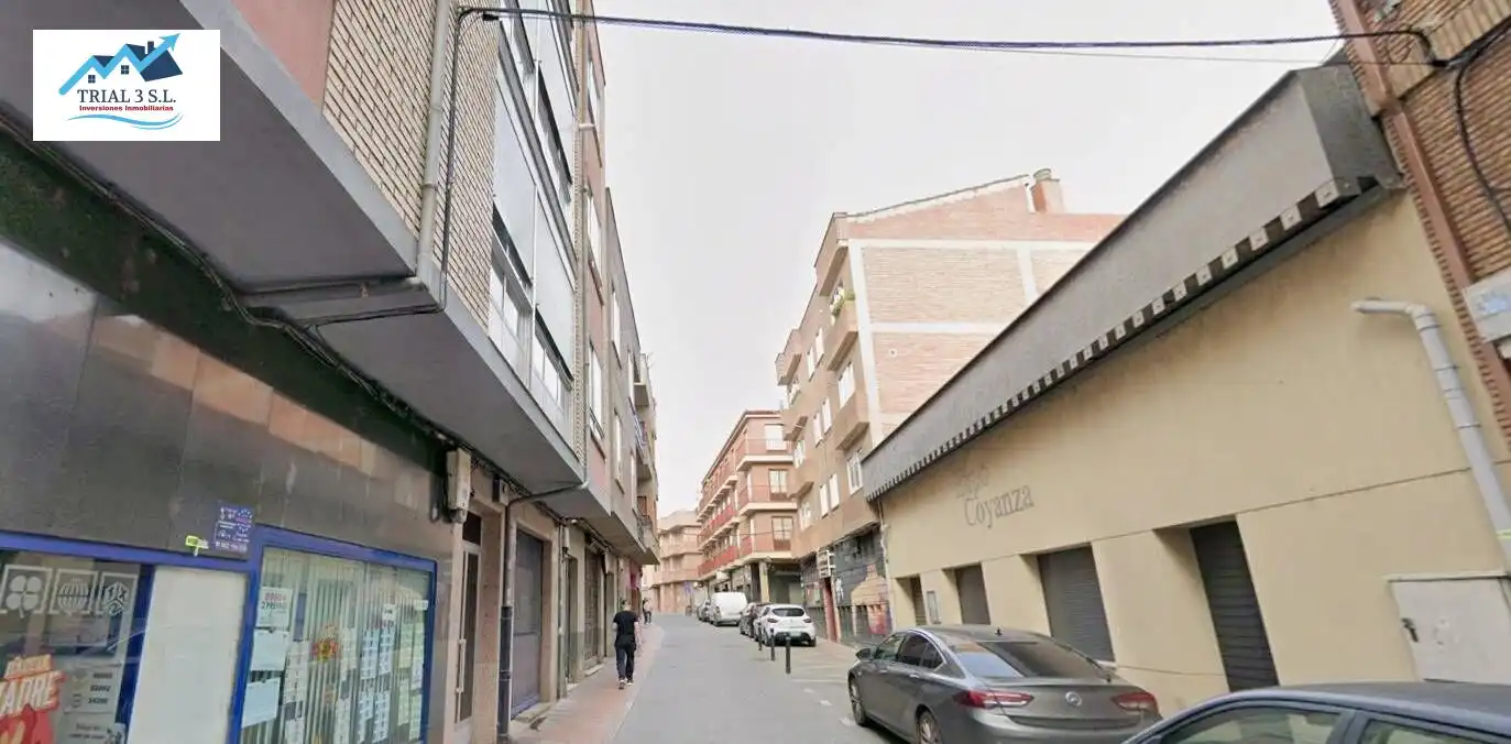 Exterior view of Flat for sale in Valencia de Don Juan