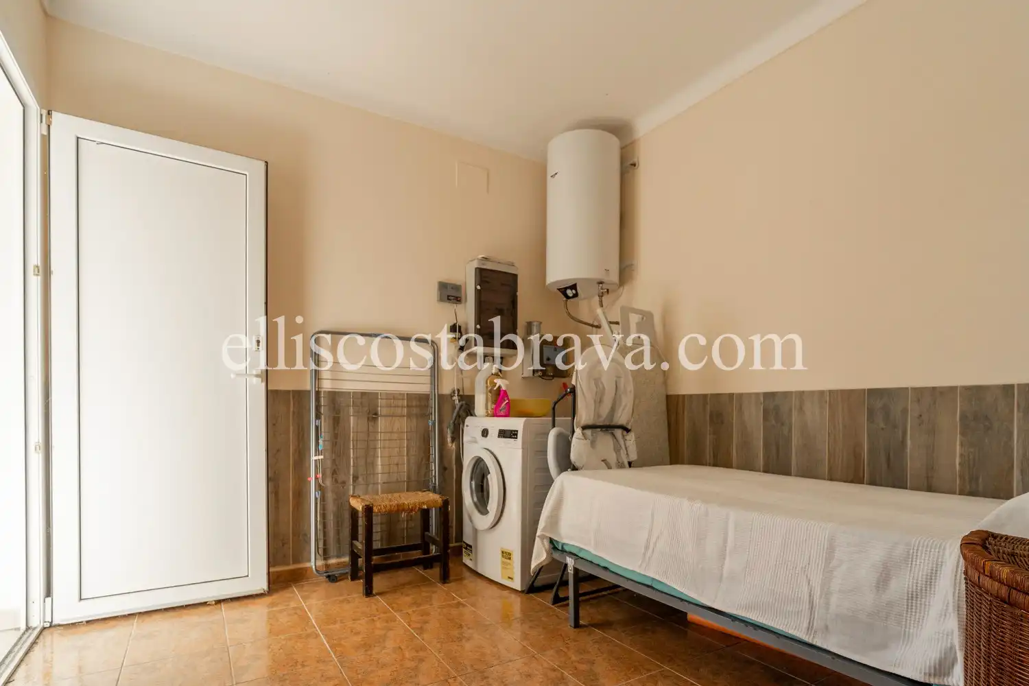 Casa con piscina en venta en Passatge Vall de Bianya, imagen 16