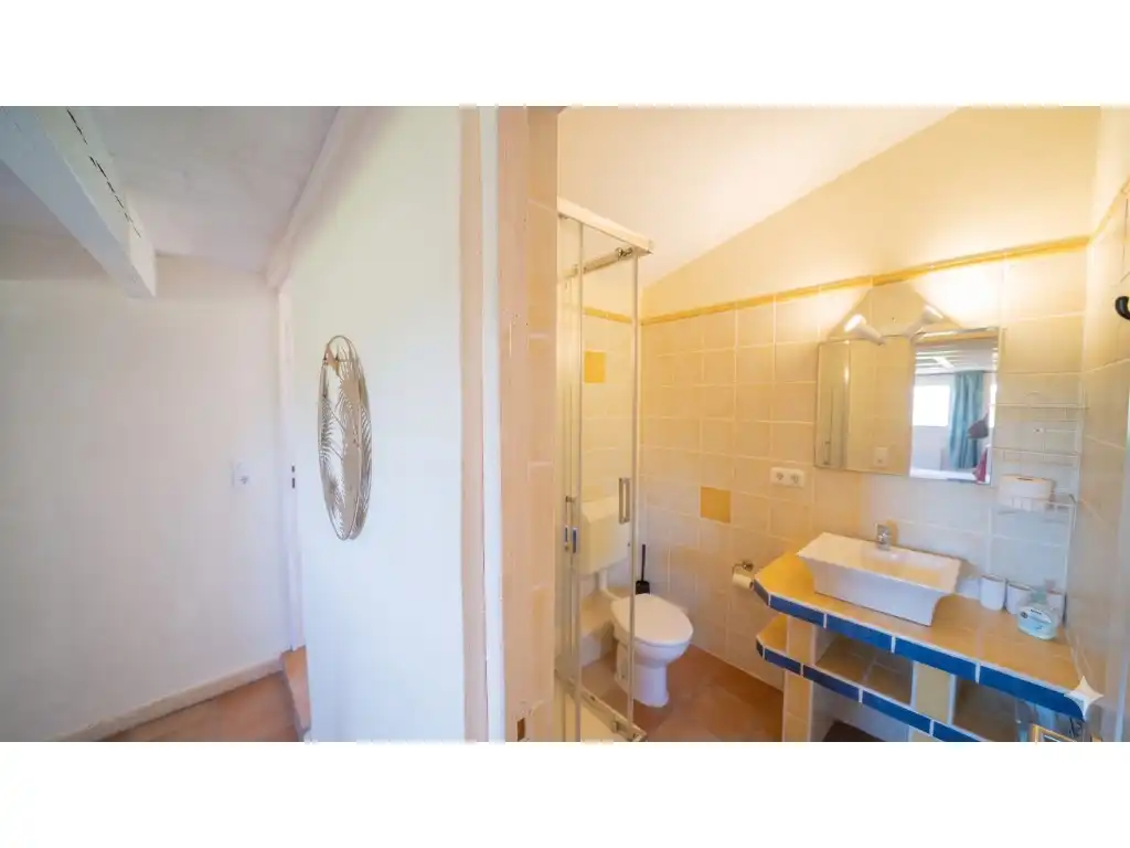Badezimmer von Haus oder Chalet zum Verkauf in Llucmajor mit Klimaanlage, Privatgarten und Terrasse