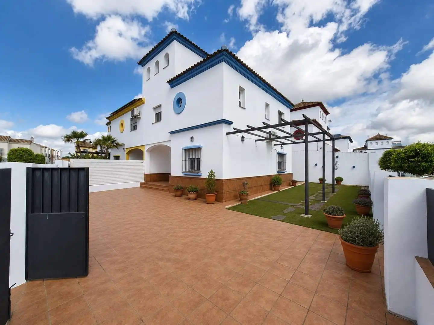 Detached homes for rent in Calle ORDEN DE LOS TEMPLARIOS, Gines