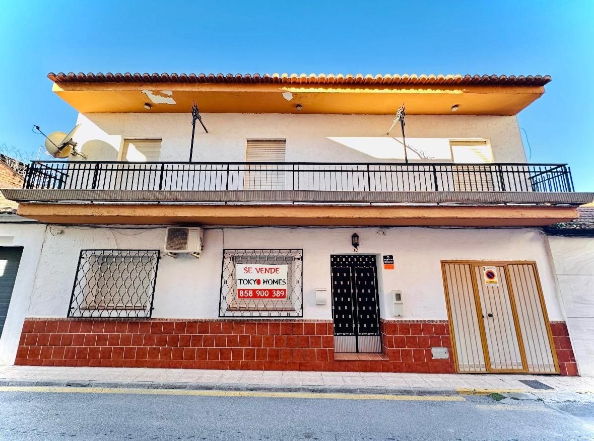 Exterior view of Houses for sale in Churriana de la Vega  with Private garden, Storage room and Alarm