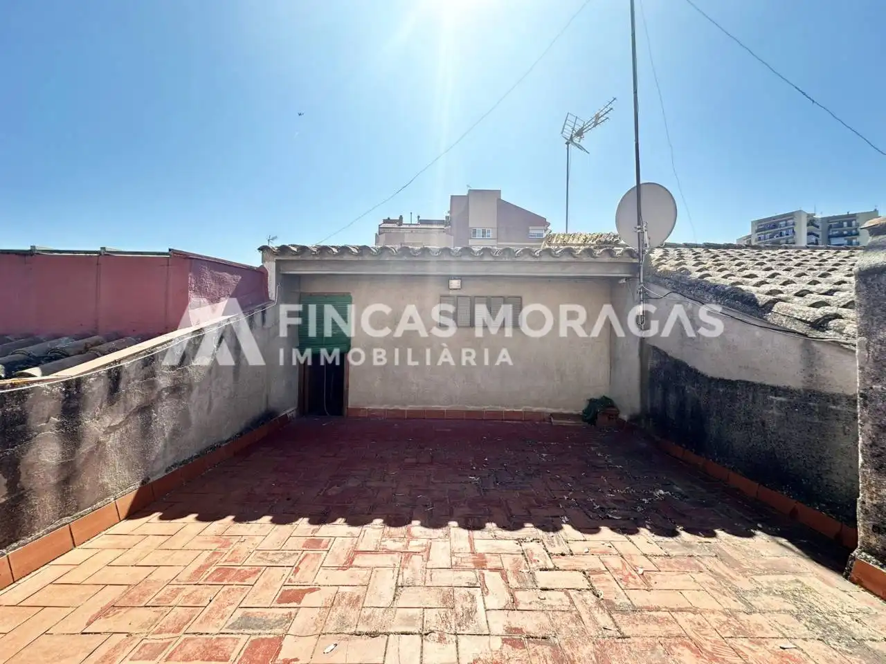 Terrace of Houses for sale in Centre