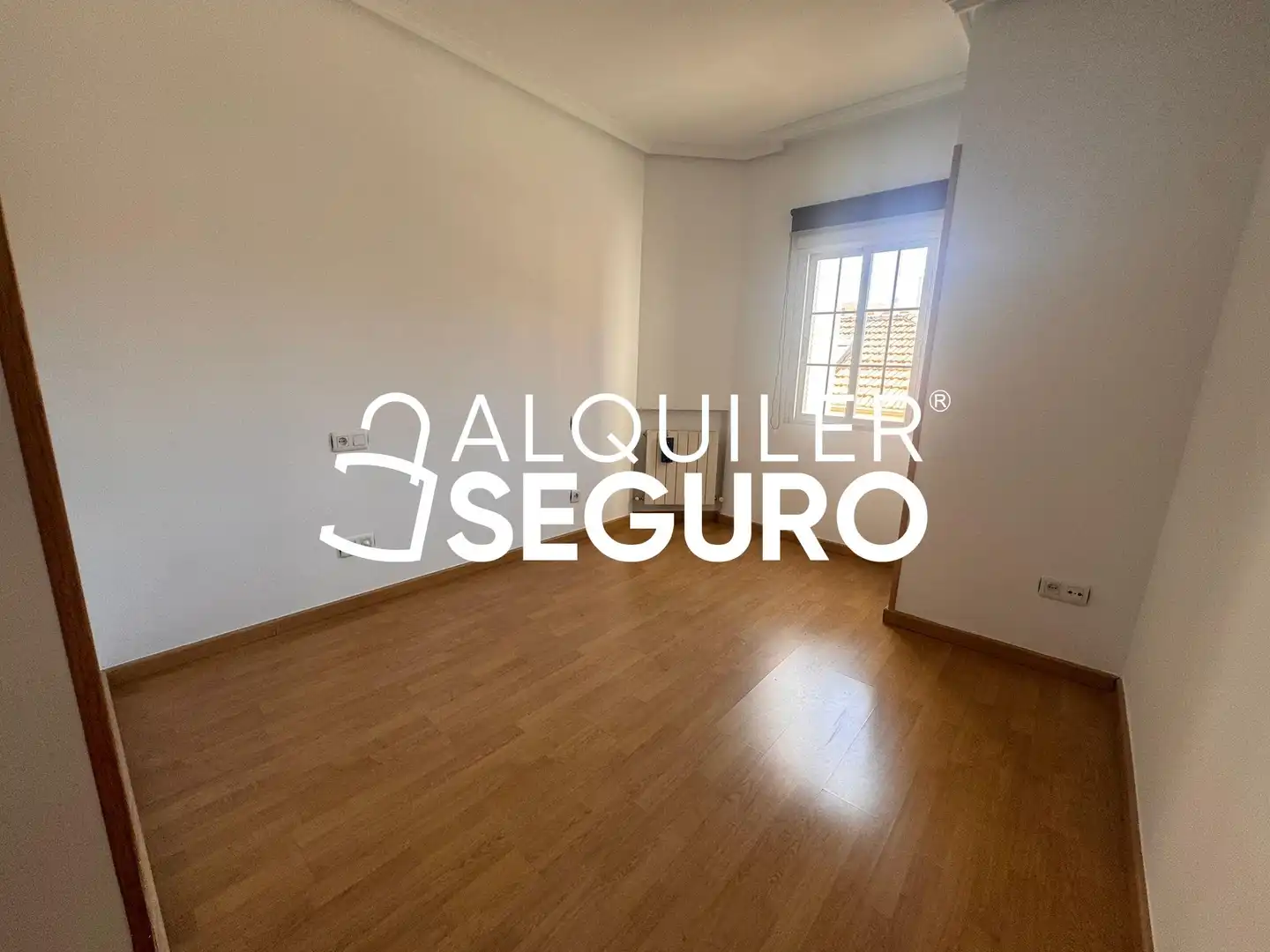 Dormitori de Casa o xalet de lloguer en Madrid amb Aire condicionat, Calefacció i Terrassa
