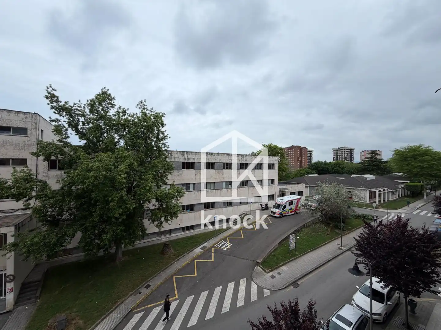 Vista exterior de Piso en venta en Gijón  con Calefacción