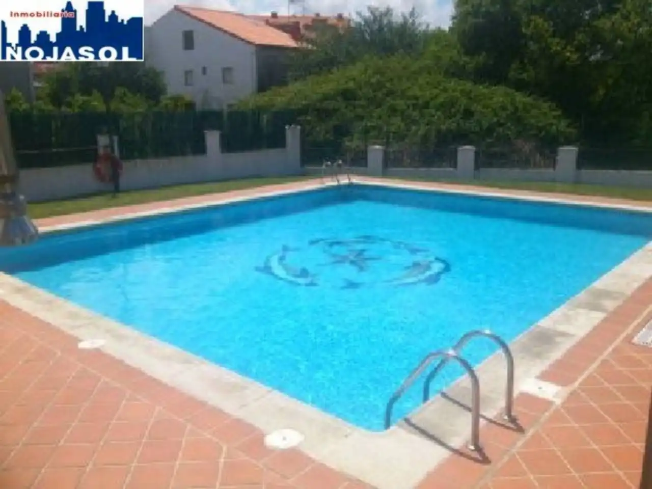 Piscina de Apartament de lloguer en Noja amb Calefacció, Jardí privat i Terrassa