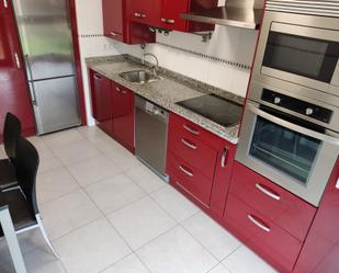 Cuina de Pis en venda en Gijón  amb Calefacció, Parquet i Traster