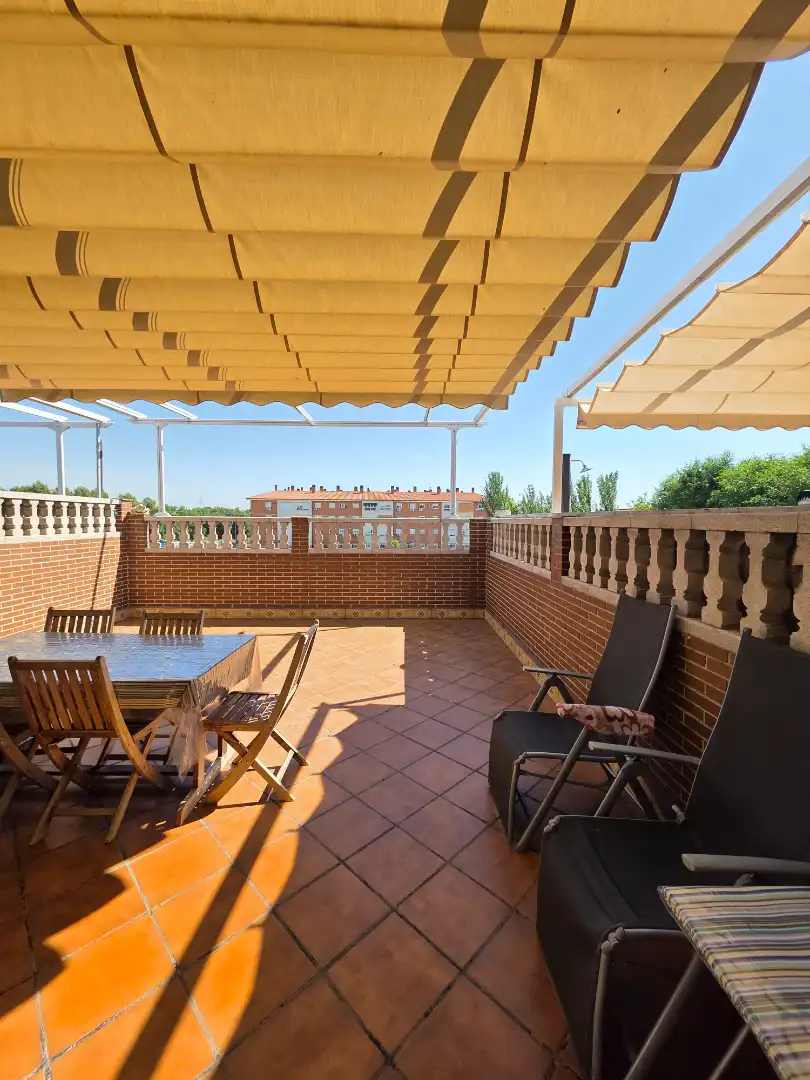 Terrace of Detached homes for sale in Getafe  with Air Conditioner, Heating and Parquet flooring