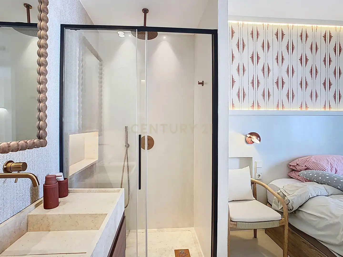 Baño de Piso de alquiler en Rincón de la Victoria con Aire acondicionado y TV