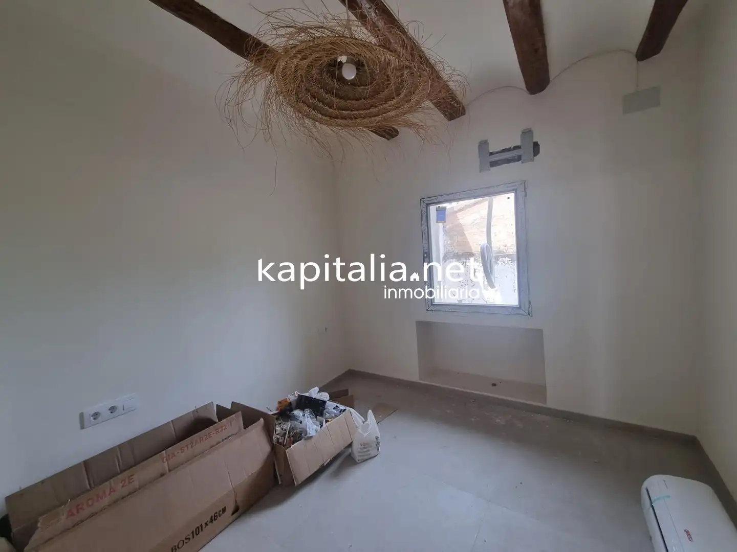 Casa con terraza en venta en Sant Josep - Zona Hospital, imagen 5