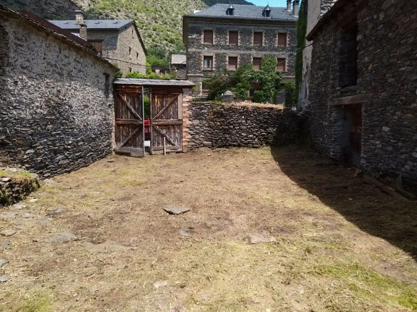 Jardí de Casa o xalet en venda en Alins
