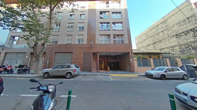 Garaje en Venta en C/ Plátanos  en Barrio de Benicalap