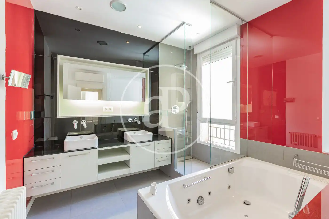 Baño de Piso de alquiler en Madrid con Aire acondicionado, Calefacción y Balcón
