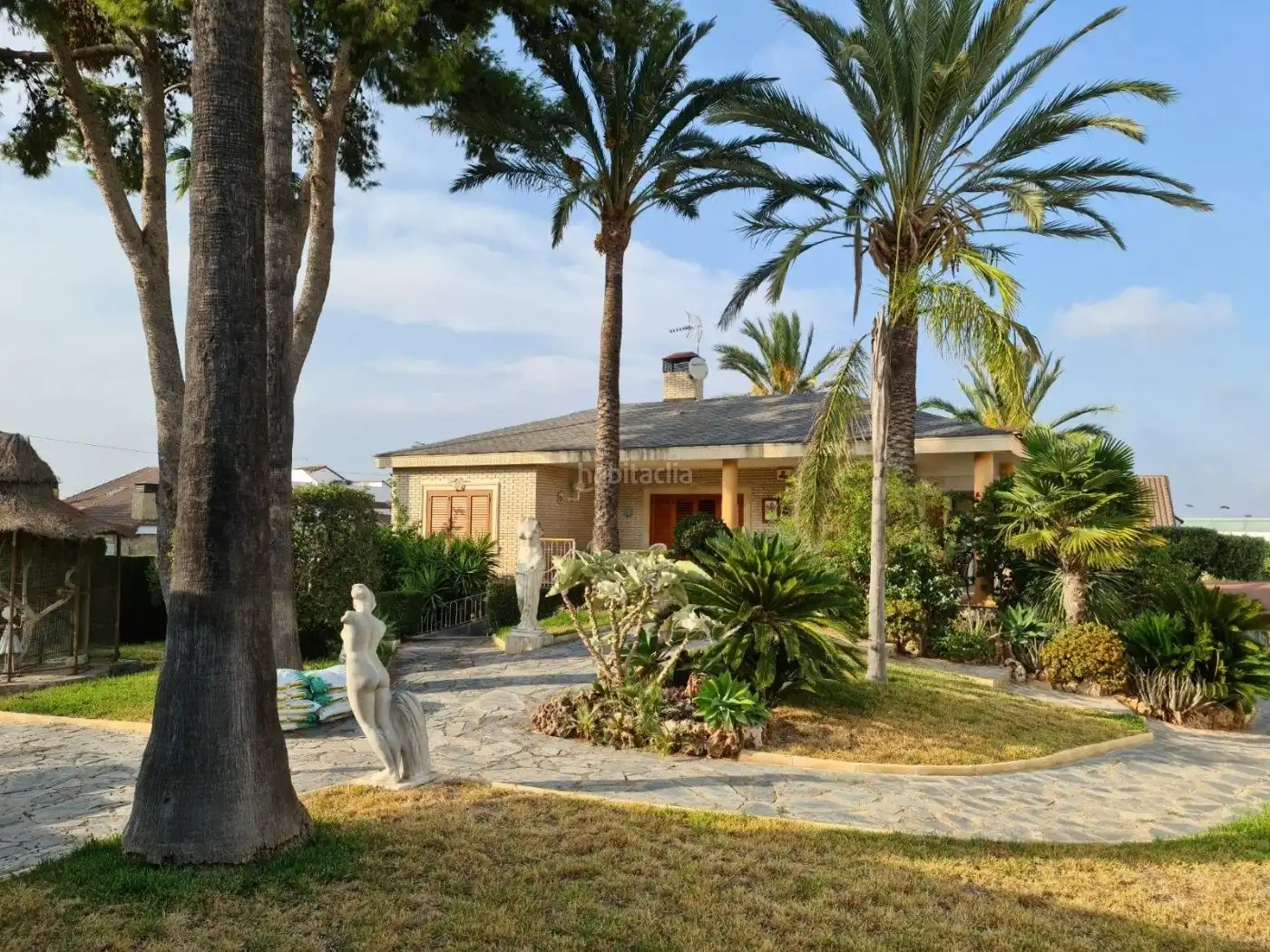 Villa zum Verkauf in Camí dels Cánters 8