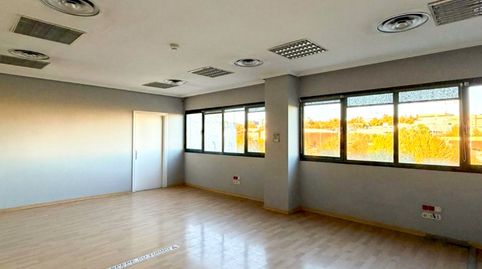 Foto 3 von Fabrikhallen zum Verkauf in Calle de Los Perales, Vega de la Moraleja, San Sebastián de los Reyes