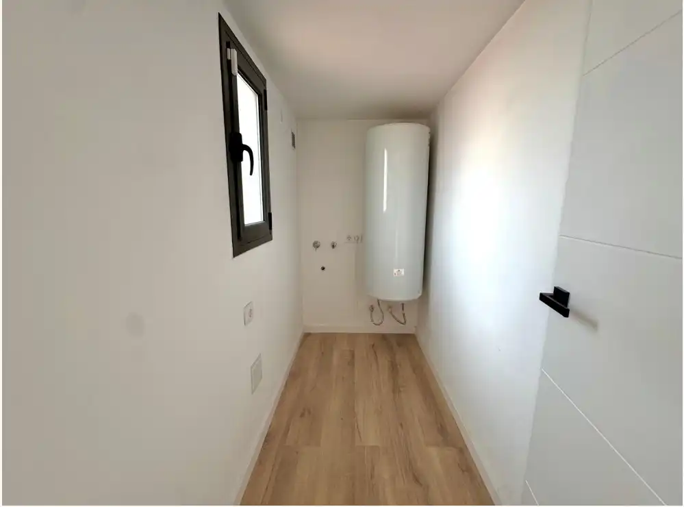 Habitación de Casa adosada en venta en Vilanova i la Geltrú con Aire acondicionado, Terraza y Horno