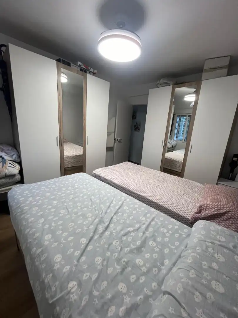 Bedroom of Flat for sale in Sevilla