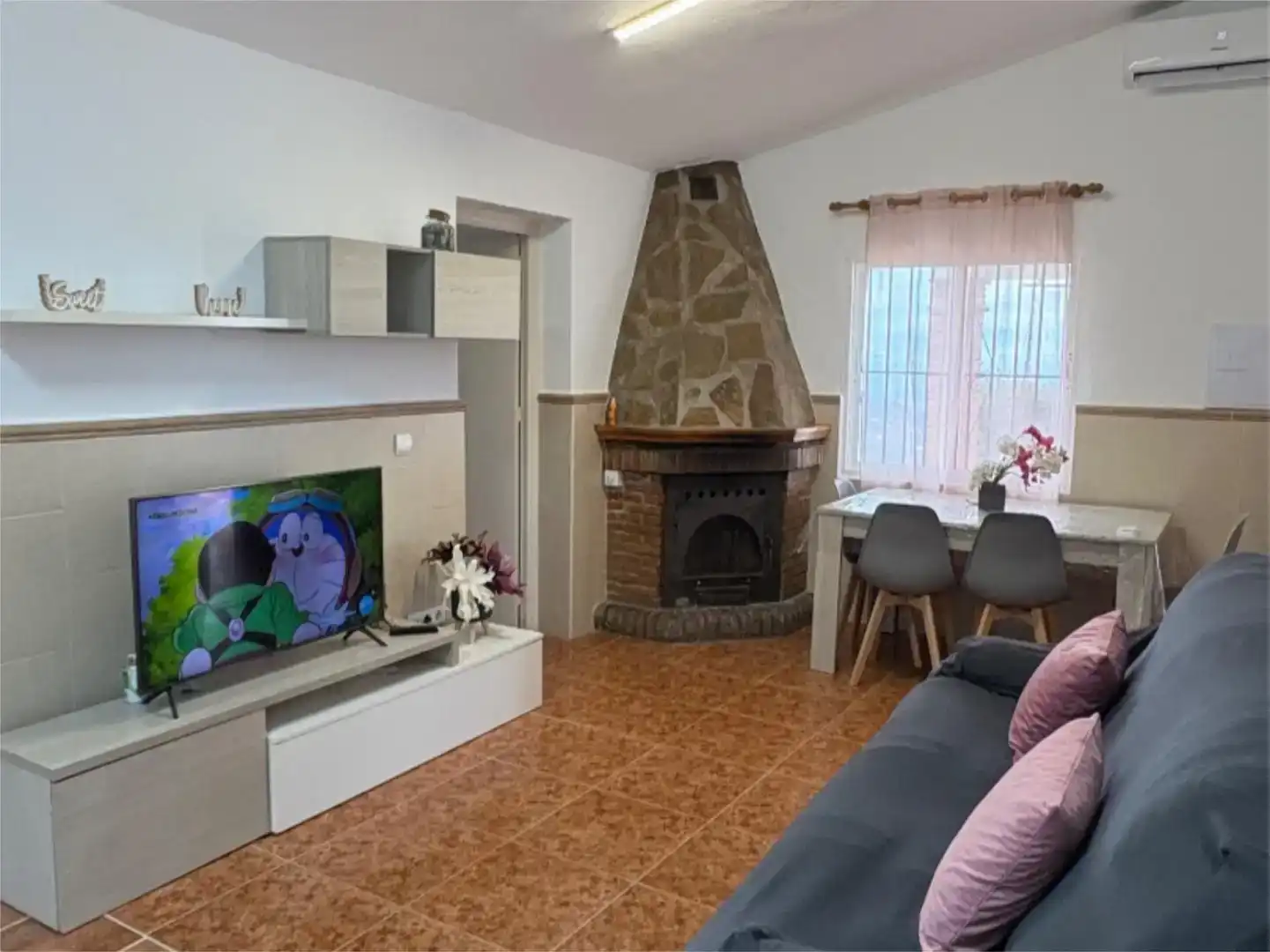 Sala de estar de Finca rústica de alquiler en Cómpeta, Málaga