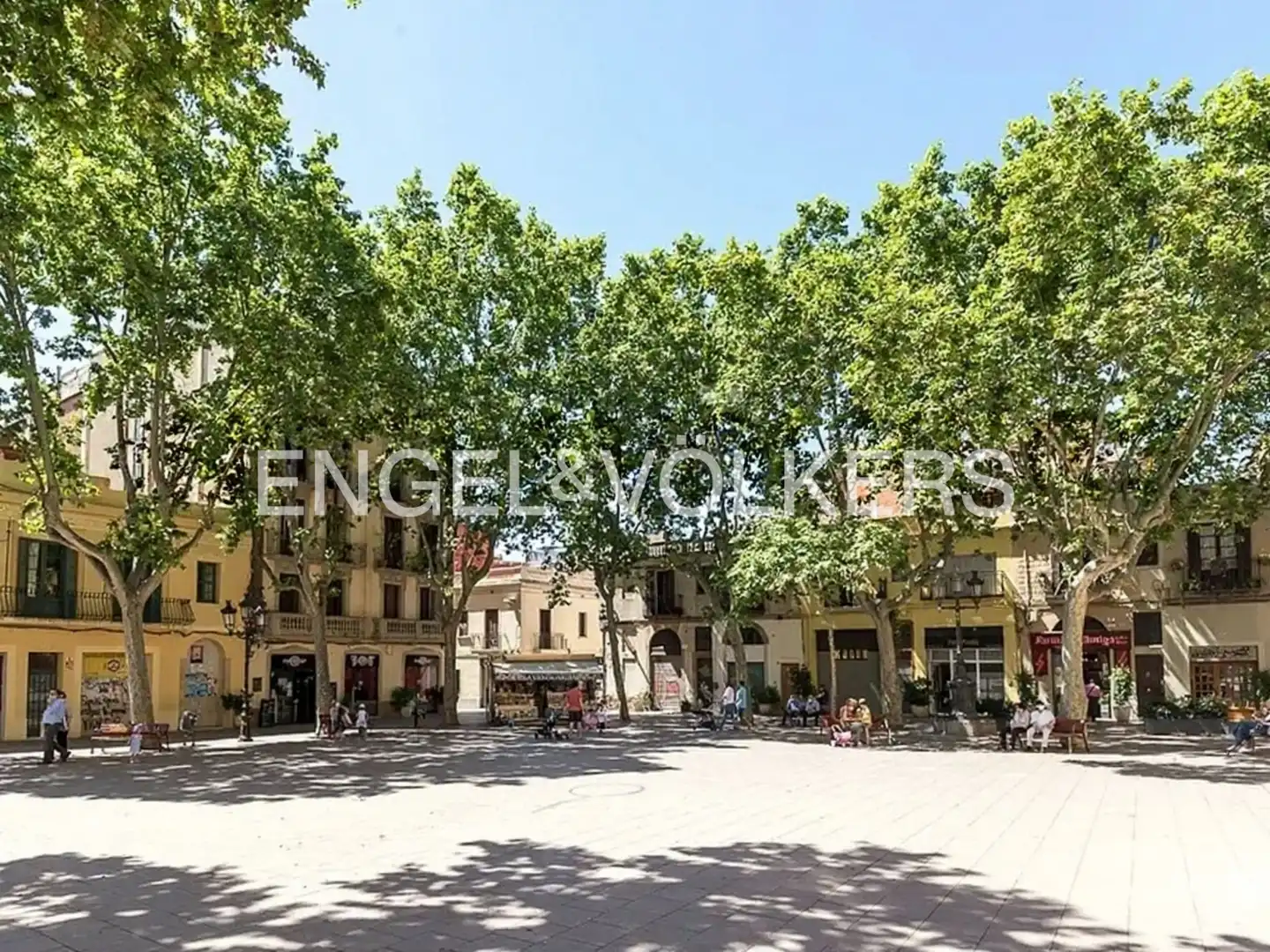 Vista exterior de Casa o xalet en venda en Barcelona amb Aire condicionat, Calefacció i Terrassa