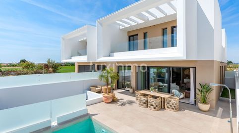 Moderna obra maestra arquitectónica en Dolores con piscina privada y lujosas instalaciones, imatge 2