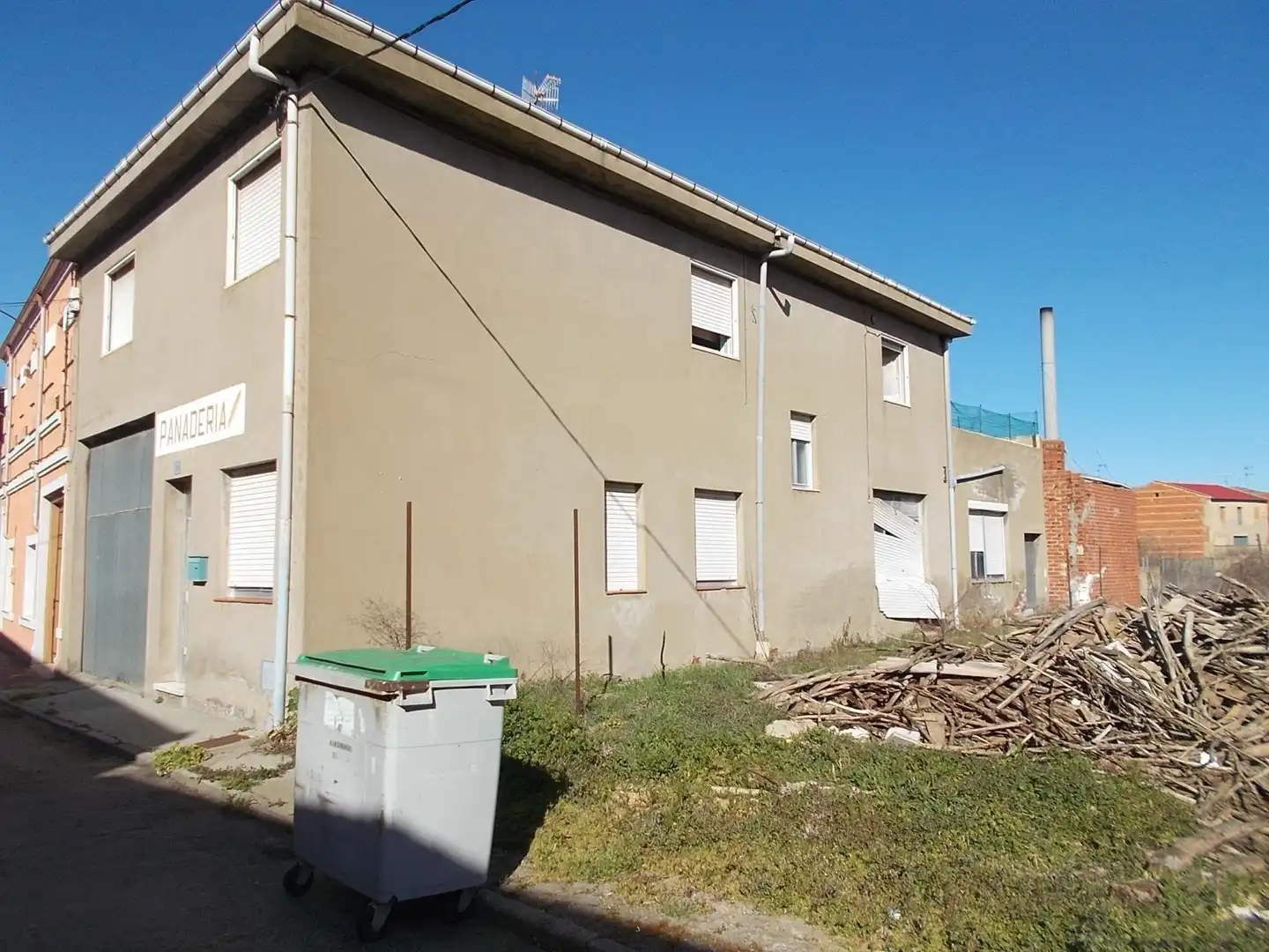 Casa rústica en venda a Bustillo del Páramo