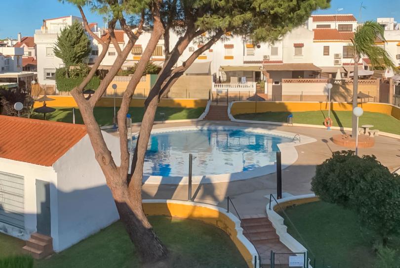 Foto 1 de Casa adosada en venta en Bellavista, Huelva