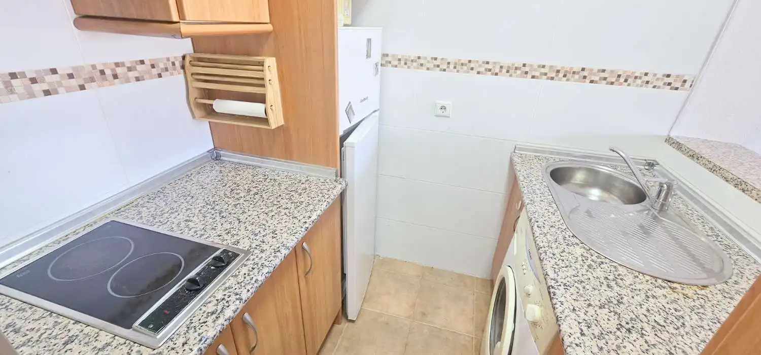 Küche von Wohnungen zum Verkauf in Algarrobo mit Terrasse, Schwimmbad und Möbliert
