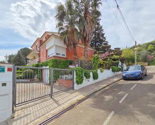 Exterior view of House or chalet for sale in Figueres  with Air Conditioner, Heating and Private garden