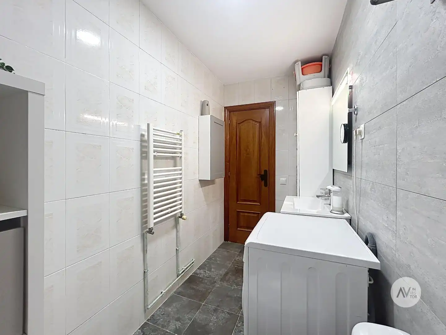 Baño de Apartamento en venta en Barcelona con Aire acondicionado, Calefacción y Parquet