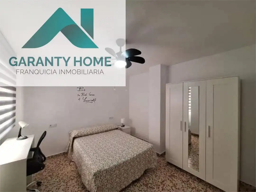 Schlafzimmer von Wohnung zur Miete in Jaén mit Klimaanlage, Terrasse und Möbliert