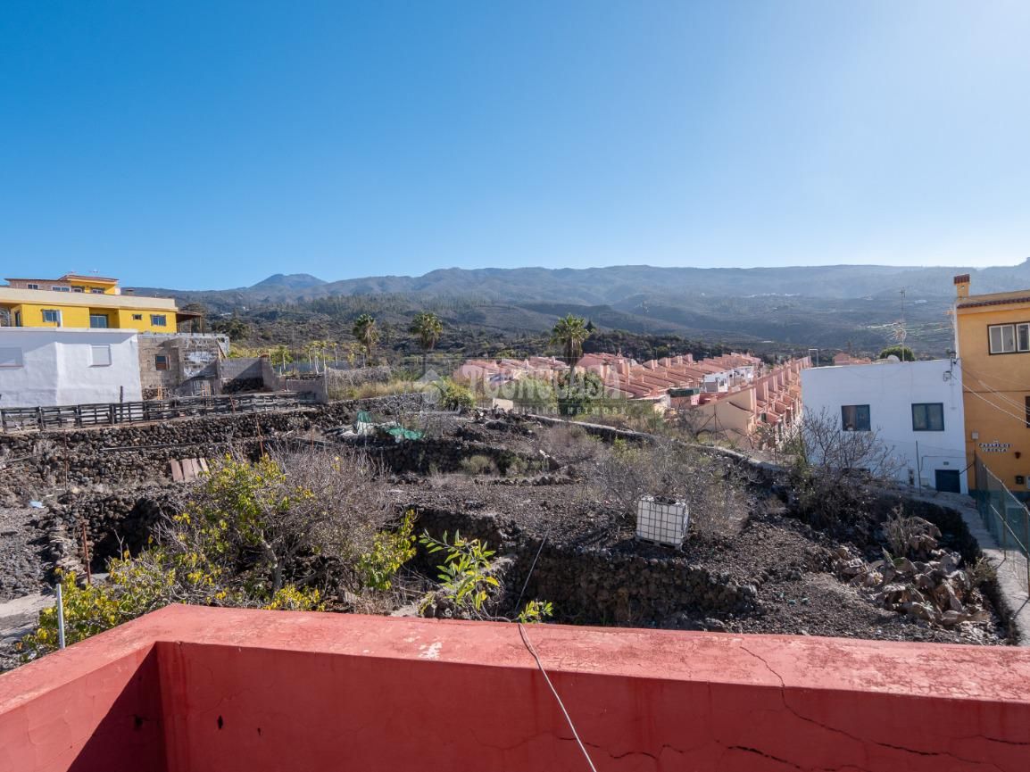 Exterior view of House or chalet for sale in Guía de Isora