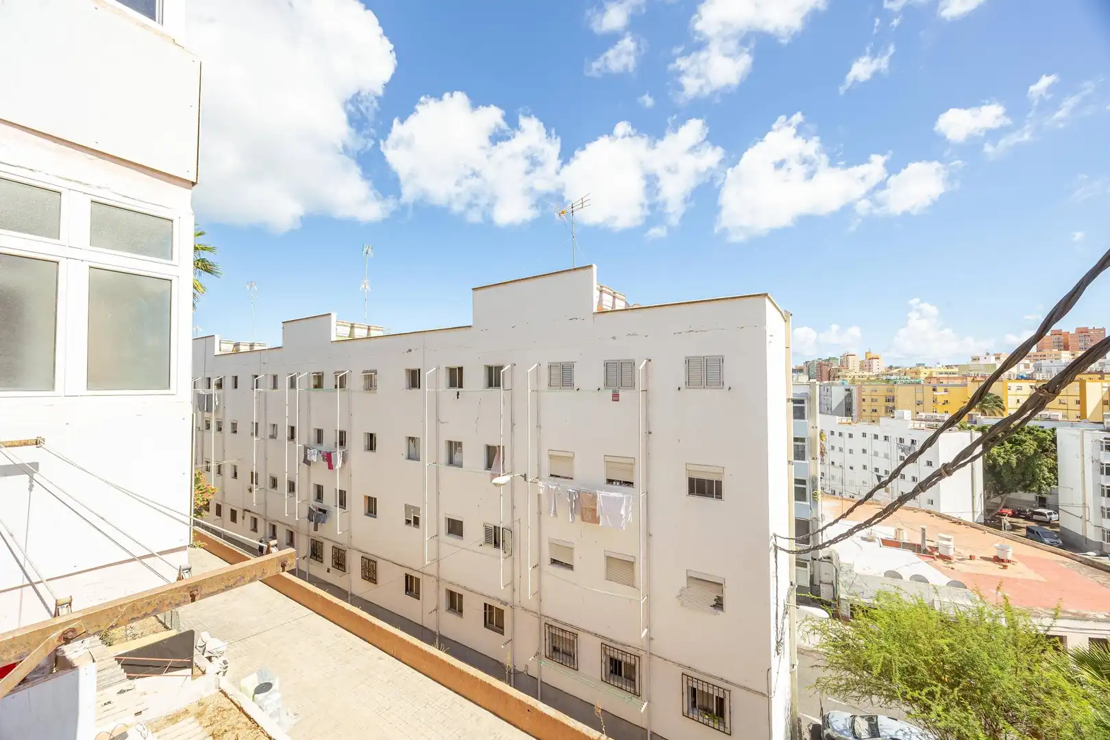 Vista exterior de Piso en venta en Ciudad Alta