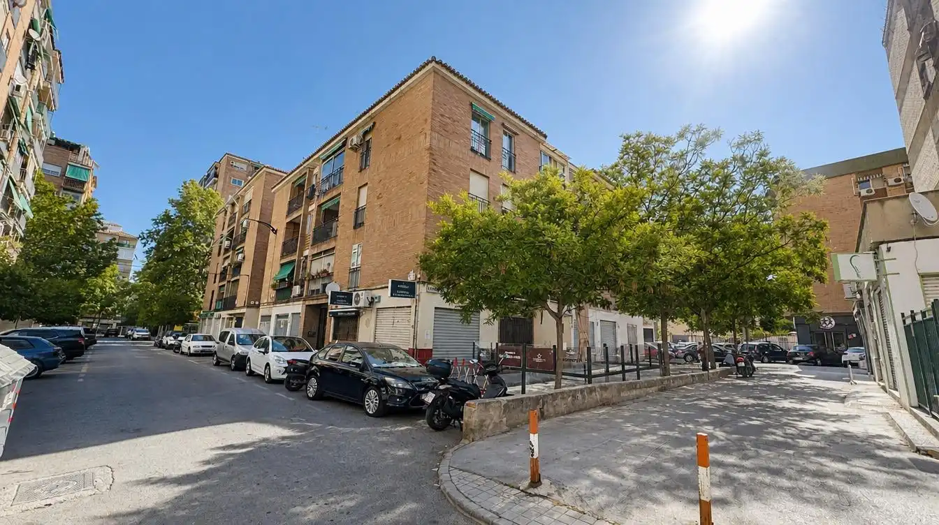 Exterior view of Flat for sale in Granada  with Heating, Furnished and Balcony