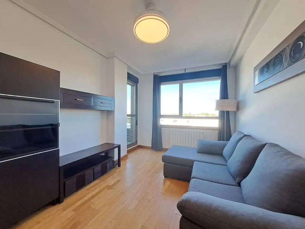 Flat with lift to rent in Calle Complutense, imagen 2