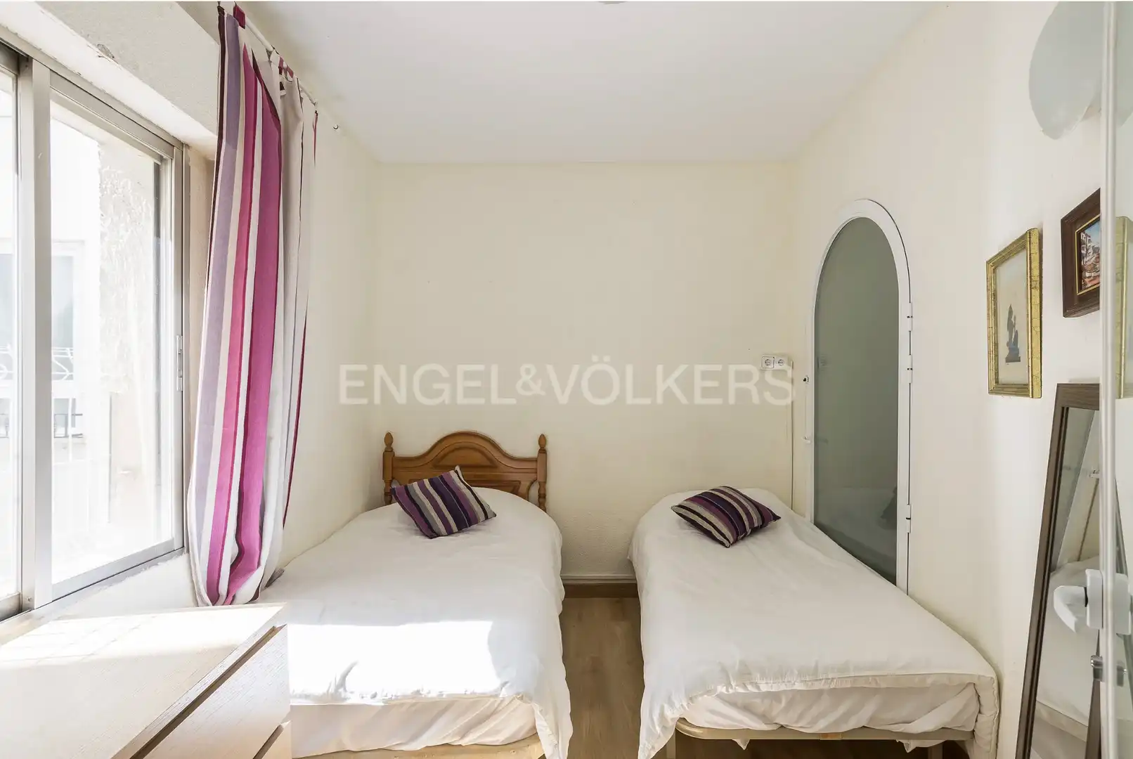 Bedroom of Flat for rent in Madrid  with Heating, Parquet flooring and Pets allowed