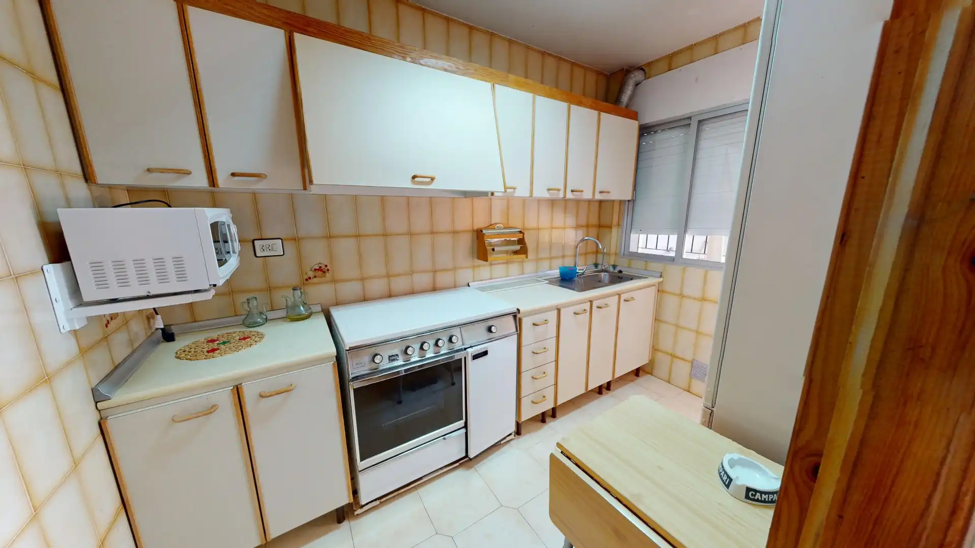 Cuina de Casa o xalet en venda en Los Alcázares amb Aire condicionat, Terrassa i Moblat
