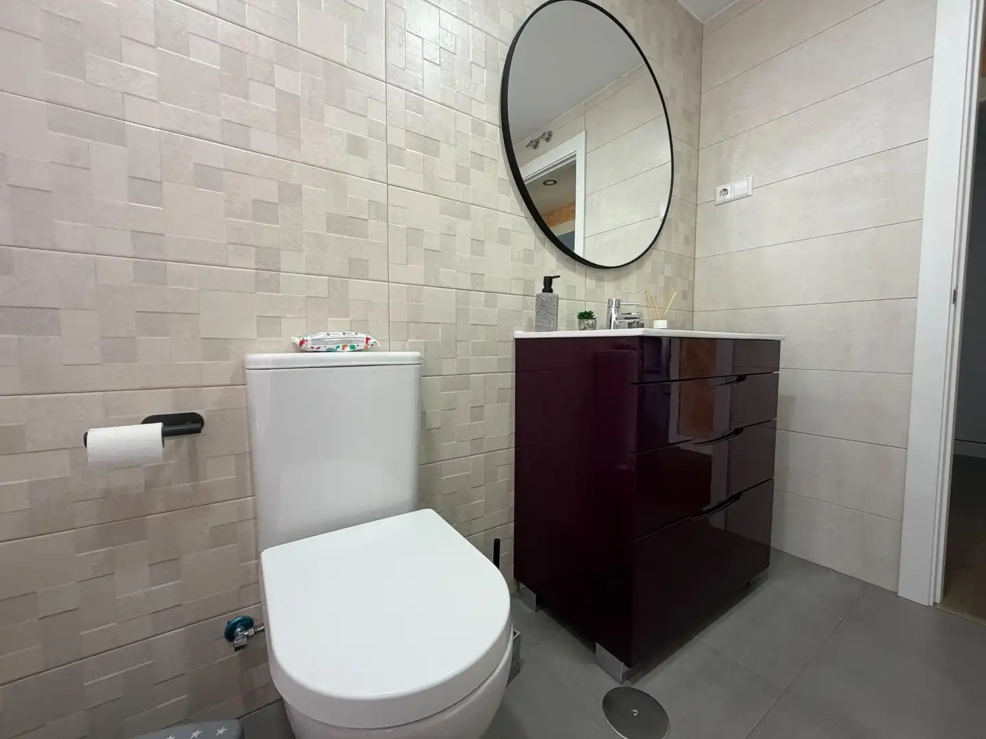 Badezimmer von Dachboden zum Verkauf in Alovera mit Klimaanlage, Heizung und Terrasse