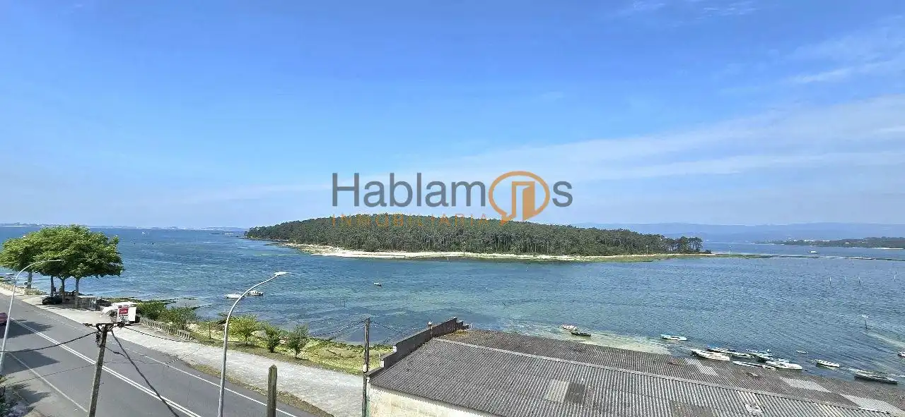 Piso en venta en Vilagarcía de Arousa con Calefacción, Terraza y Trastero
